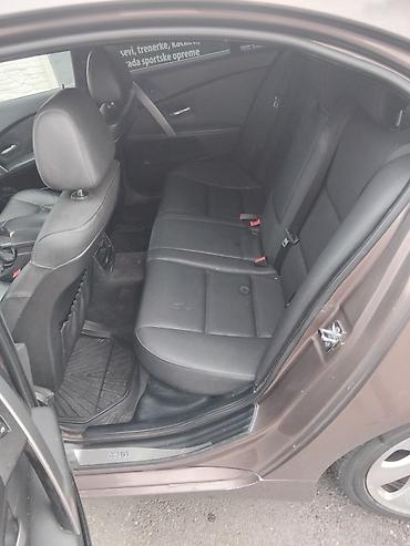 methyl 3: BMW Serija 5 (E60) – limuzina u braon metalik boji - Motor: redni — 8