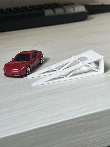 qacish aleti: Məhsul: Kiçik ölçülü maşın modelləri üçün 3D-print edilmiş miniatür — 6