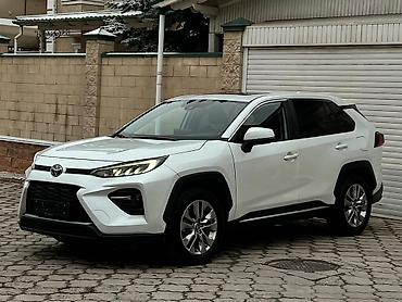 Toyota: Toyota RAV4: 2022 г., 2 л, Автомат, Бензин, Кроссовер — 1