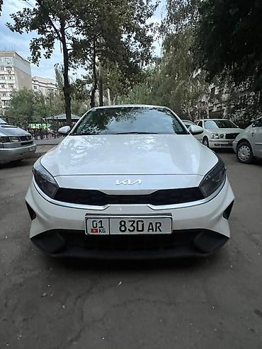 смешанный: Kia K3: 2021 г., 1.6 л, Робот, Бензин, Седан — 1