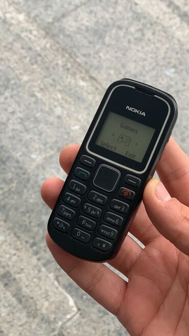 nokia telefonlar: Nokia 1, rəng - Qara