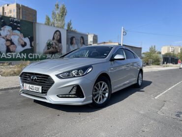 Hyundai: Hyundai Sonata: 2017 г., 2 л, Типтроник, Газ, Седан