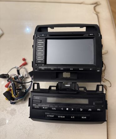 xacmaz masin: Toyota LandCruiser 2010, 2010 il, İşlənmiş
