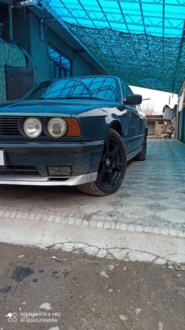 ом: BMW 535: 1991 г., 2 л, Механика, Бензин, Седан