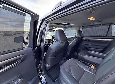 годаю: Toyota Highlander: 2023 г., Автомат, Гибрид, Кроссовер — 6