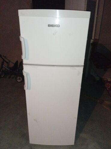 хололильник: Холодильник Beko, Б/у, Двухкамерный, 54 * 145 * 43