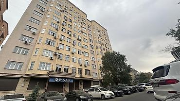 Продажа квартир: 2 комнаты, 64 м², Манаса/Боконбаева Элитка, 6 этаж, Евроремонт — 1