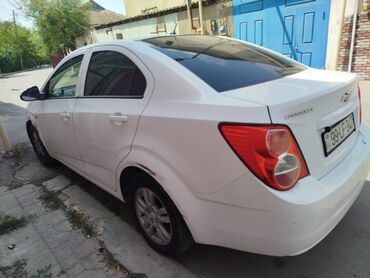 Chevrolet Aveo: 1.4 л | 2012 г. 25000 км Седан