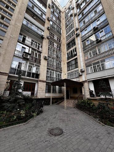 салон продаю: 3 комнаты, 95 м², 6 этаж