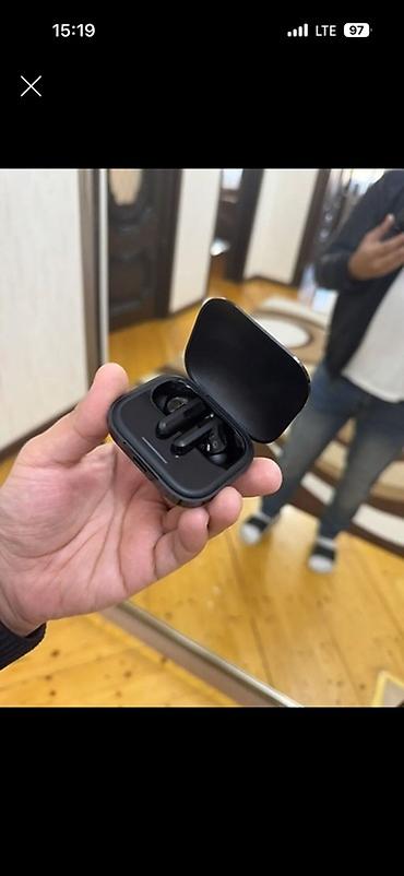 Qulaqcıqlar: 4 mm dinamik sürücü – güclü və aydın səs üçün. * 🔇 46 dB Aktiv — 1