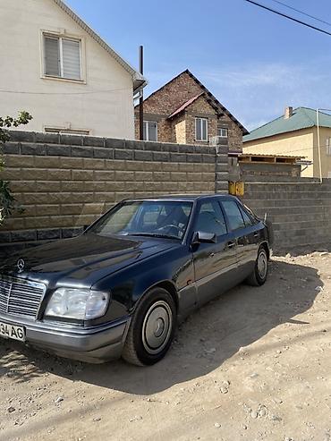 Mercedes-Benz W124: 1993 г., 2.2 л, Механика, Бензин, Седан