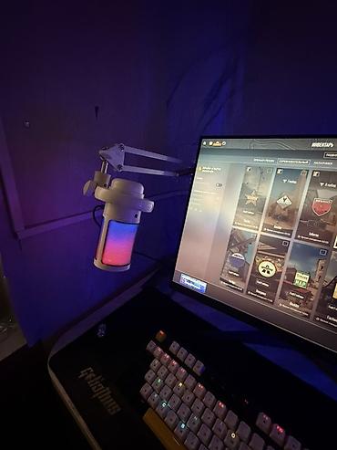 Студийные микрофоны: Студийный микрофон с кронштейном и RGB‑подсветкой - Тип — 2