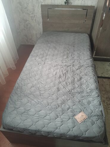 Çarpayılar: İşlənmiş, Təknəfərlik çarpayı, Bazasız, Matras ilə, Siyirməsiz