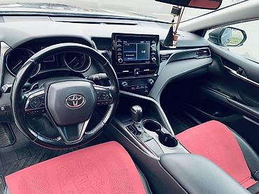 cd 70: Toyota Camry: 2021 г., Бензин — 5