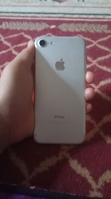 айфон 7 s плюс: IPhone 7, Б/у, 128 ГБ, Серебристый, Чехол, 95 %