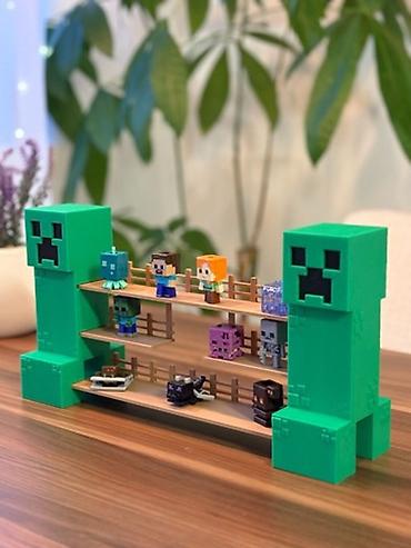 Rəflər: Minecraft temalı fiqur rəfi - Dizayn: Hər iki tərəfdə Creeper fiquru — 1