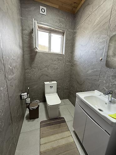 Продажа коттеджей и домов: 3 комнаты, 200 м², 4 соток, Байтик, Собственник — 11