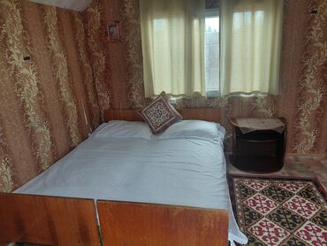 кровать спальни: Спальный гарнитур, Двуспальная кровать, Кыргызстан, Дерево, цвет - Коричневый