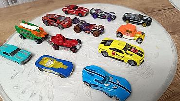Искусство и коллекционирование: Набор миниатюрных машинок Hot Wheels. цена за одну машинку - В — 1