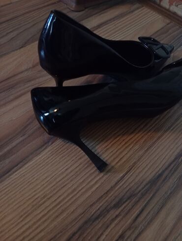 черные туфли: Туфли 39, цвет - Черный
