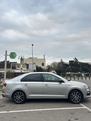 Skoda: Skoda Rapid: 1.6 l | 2021 il 137000 km Hetçbek — 3
