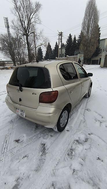 Toyota: Toyota Vitz: 2003 г., 1.3 л, Вариатор, Бензин, Хэтчбэк — 10