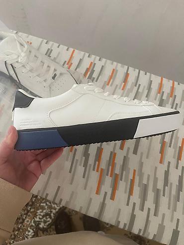 Мужская обувь: Unisex ağ idman ayaqqabısı – Pull&Bear - Model: Snakers tipli — 6