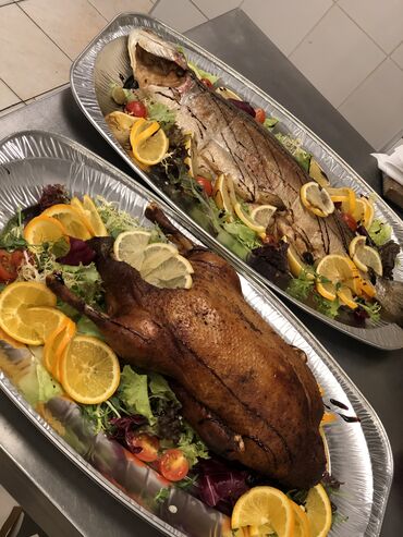 Повара: Шеф повар богатый опыт работы более 12 лет. Работал в Москве элитных — 35