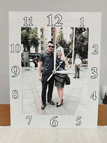 Ostalo: Ima vise velicina. Okrugli 28,5 cm. precnik 1700 din. 27x35 — 19