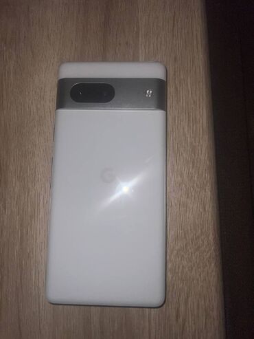 Google: Google Pixel 7, Б/у, 128 ГБ, цвет - Белый, 1 SIM, eSIM