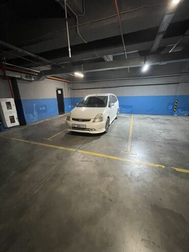 Honda: Honda Stream: 2003 г., 2 л, Автомат, Газ, Минивэн at lalafo.kg — 8 Honda: Honda Stream: 2003 г., 2 л, Автомат, Газ, Минивэн — 8