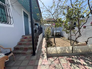Həyət evləri və villaların satışı: 3 otaqlı, 90 kv. m, Yeni təmirli — 24