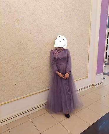 Qadın geyimləri: - Rəng: Pastel bənövşəyi (lilac). - Ölçü: L (40). Qeyd: Tül — 1
