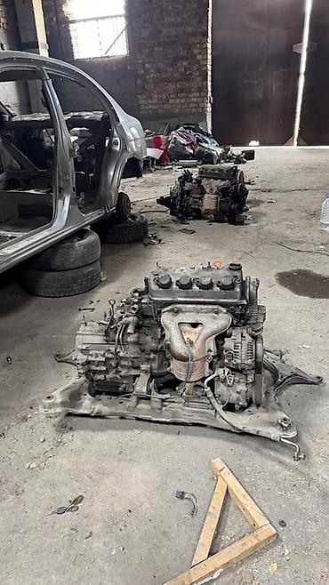 Другие детали кузова: Разбор Honda Capa (габариты и формы кузова на фото). В наличии — 13