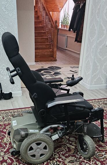 инвалидной коляска: Электроколяска