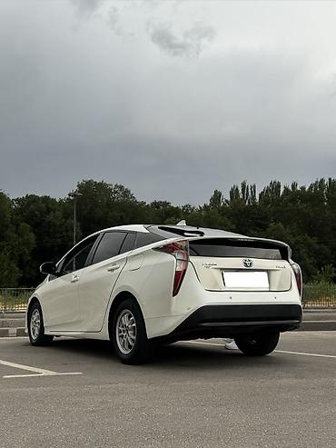 приус 2017: Toyota Prius: 2018 г., 1.8 л, Вариатор, Гибрид, Хэтчбэк — 2