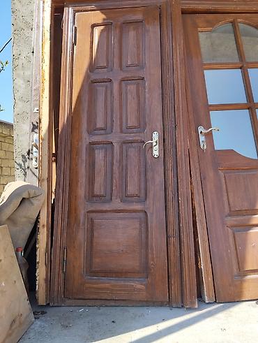 keci satşı: Təcili münasib qiymətli taxta qapılar satılır.4 ədəd şüşəli, 2 — 5