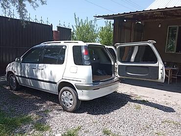 бак араб: Toyota Raum: 2002 г., 1.5 л, Автомат, Бензин, Хэтчбэк — 6