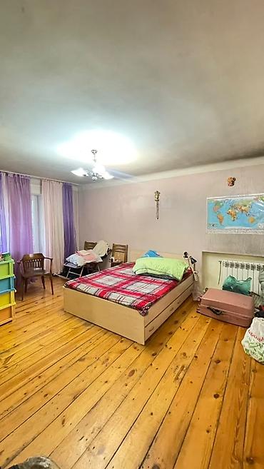 60: 1 комната, 31 м², сквер Тоголок Молдо Индивидуалка, 4 этаж, Старый ремонт — 2