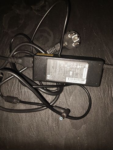 noutbuk klaviaturalari: Hp adapter 19.5 v 4.6 a orginaldı.90W