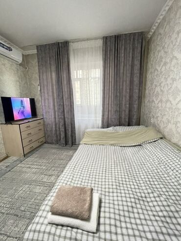 1 ком кв в бишкеке продажа: 1 комната, Душевая кабина, Постельное белье, Кондиционер