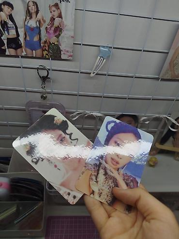 Спорт и хобби: Jennie zen Era photocardları (2 ədəd) Təsvir: - Dizayn: Eyni idolun — 3