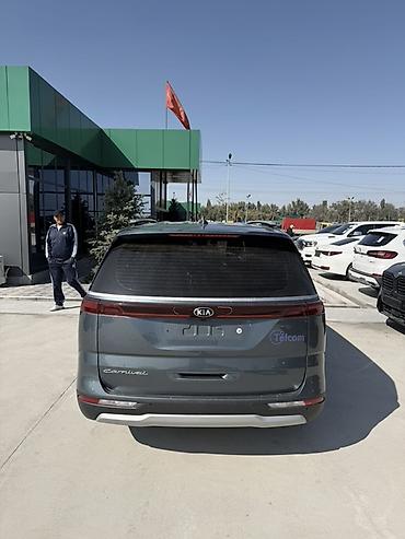 капитер: Kia Carnival: 2021 г., 2.2 л, Автомат, Дизель, Минивэн — 2