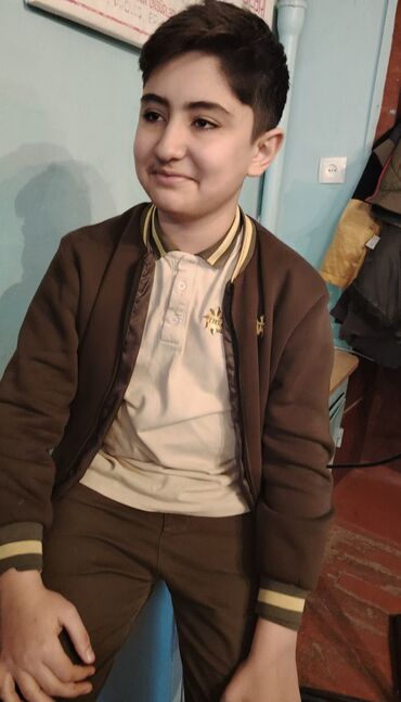 Biznes üçün program təminatı: Məhsul: “Ay Məllim” – Pul Qazanmaq Tətbiqi Xüsusiyyətlər: - Sadə və — 3