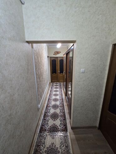 мкр улан продаю квартиру: 4 комнаты, 103 м², 106 серия улучшенная, 2 этаж