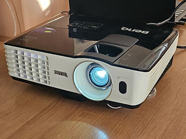 проек: Full HD яркий проектор BENQ M680. Пробег лампы 3311 часов. Сумка и — 1
