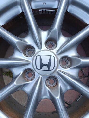 Диски: Литые Диски R 17 Honda, Комплект, отверстий - 5, Б/у at lalafo.kg — 9 Диски: Литые Диски R 17 Honda, Комплект, отверстий - 5, Б/у — 9