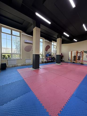 Аренда помещений свободного назначения: 🏢 Сдается коммерческое помещение в аренду на первой линии! 📍 Локация — 9