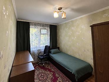 Батирлерди сатуу: 2 бөлмө, 44 м², 8-мкр 104-серия, 2 кабат, Эски ремонт — 4