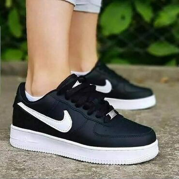 Women's Sneakers and athletic shoes: 36-44
3400 — 6